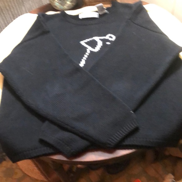 Sweater - Picture 2 of 4